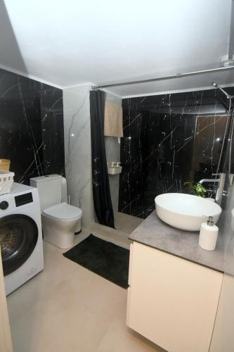 MATS APARTMENT