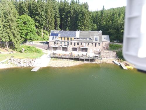 Ảnh trong thư viện ảnh của Holidayhaus-Lütsche / Wohnung Schmücke ở Frankenhain