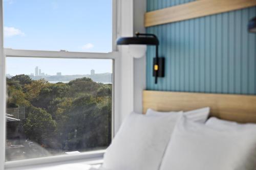 Riverside Tower Hotel Image