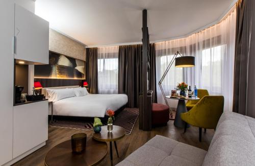 NYX Hotel Bilbao by Leonardo Hotels Image