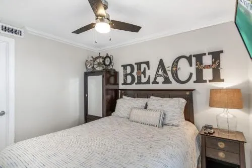 Pelican Beach Resort by Colasan photo 15