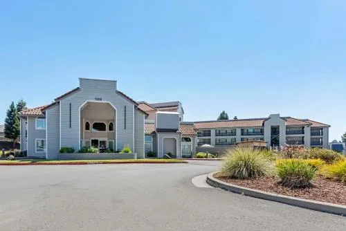 Country Inn & Suites by Radisson, Vallejo Napa Valley, CA in Vallejo