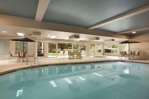 Country Inn & Suites By Radisson, Atlanta Airport North, GA Image