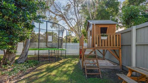 Κήπος έξω από το Pangkarra -Stunning Beach House - Family friendly