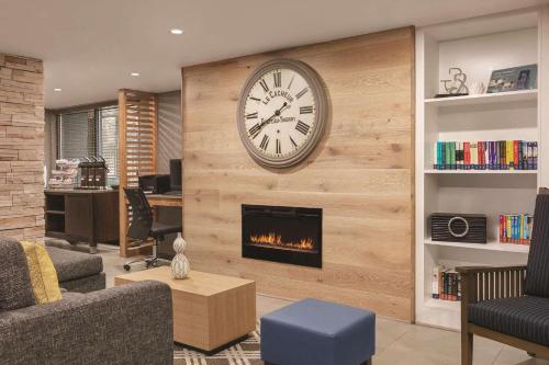 Galeriebild der Unterkunft Country Inn & Suites by Radisson, Williamsburg East Busch Gardens , VA in Williamsburg