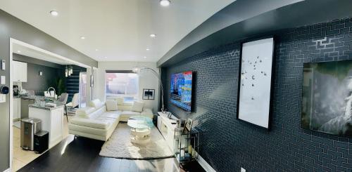 Magnificent Townhouse