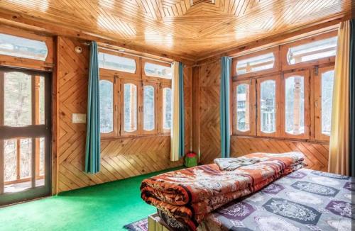 Blue sky home jibhi – Photos 2