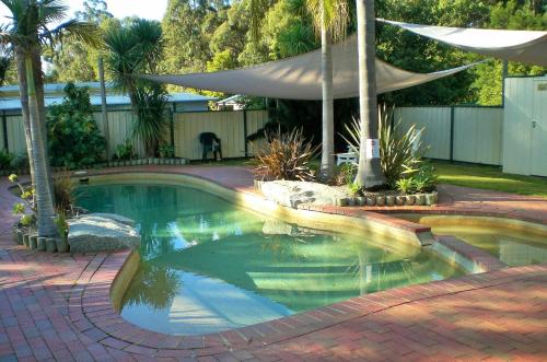 Swimmingpoolen hos eller tæt på Mallacoota's Shady Gully Caravan Park