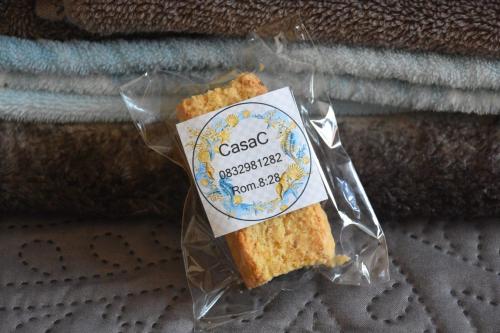 a packet of cisco biscuits with a sticker on it at CasaC Guesthouse in Sasolburg