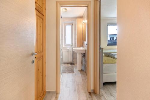 Kylpyhuone majoituspaikassa Appartamento Zefiro