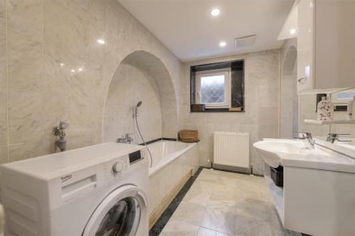 Un baño de Appartment Graukogel Blick