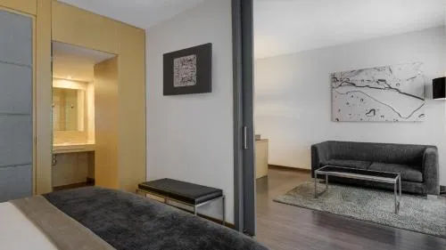 AC Hotel Victoria Suites by Marriott photo 6