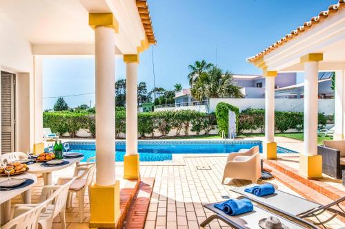 Villa Candeias