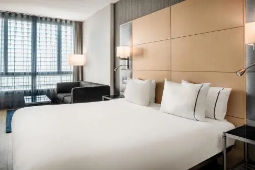 AC Hotel Victoria Suites by Marriott photo 18