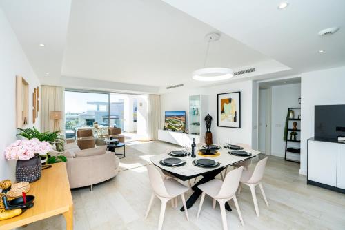 Al-1713 Estepona - Apartment - Alcazaba Lagoon