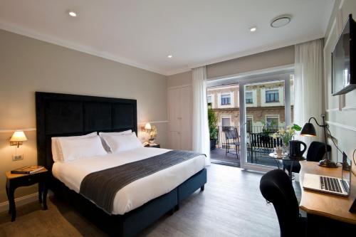 Seven Suites