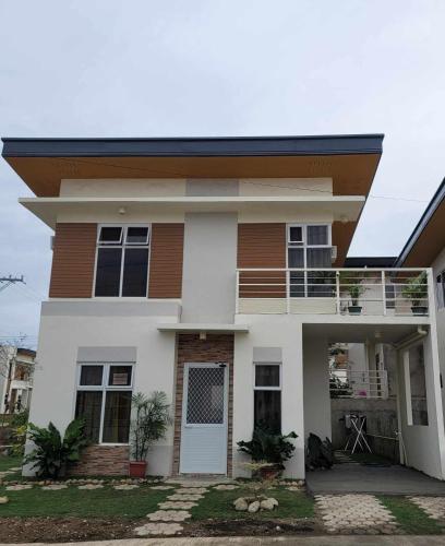 Bangunan di mana terletaknya rumah percutian