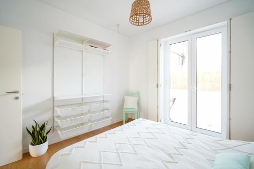 Upstairs Apartment in Mint house - Beach nearby, Balcony and Electric standing desk for remote work