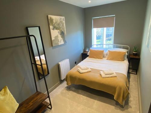 Luxury 2 Bedroom Apartment w/ Free Parking photo 8