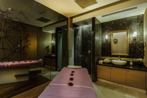 Ванная комната в Levni Hotel & SPA - Special Category