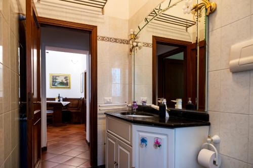 Ένα μπάνιο στο Casa degli Affreschi Tuscany