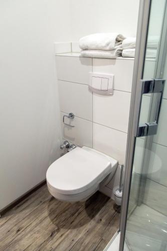 Ένα μπάνιο στο boardinghouse Main-Tauber
