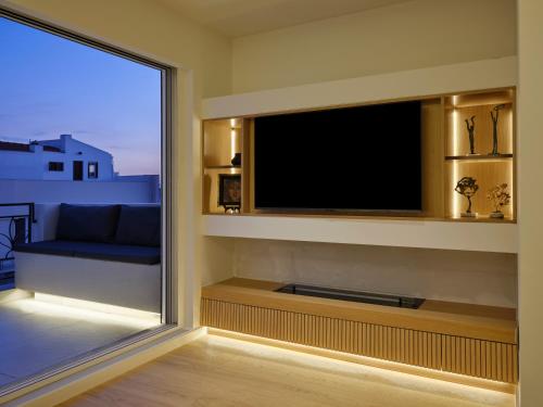 Athenian Loft with Acropolis View