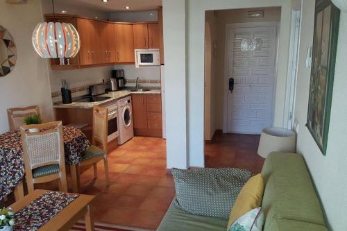 Benalbeach Apartment with Side Sea Views