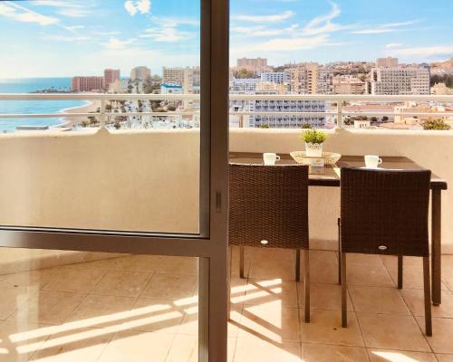 Deluxe Apartment Sea View & Large Terrace