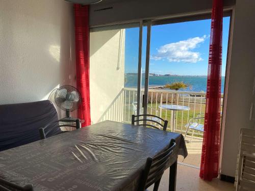 Photo de la galerie de l'établissement Charmant T1 avec parking à Balaruc-les-Bains, proche des Thermes - FR-1-553-236, à Balaruc-les-Bains