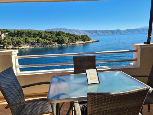 Photo de la galerie de l'établissement Apartments Habek 2, à Vrboska