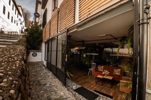 Το κτήριο όπου στεγάζεται  ο ξενώνας