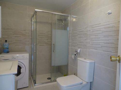 Benalmadena Front Line Sea View 1 Bedroom Large Apartment