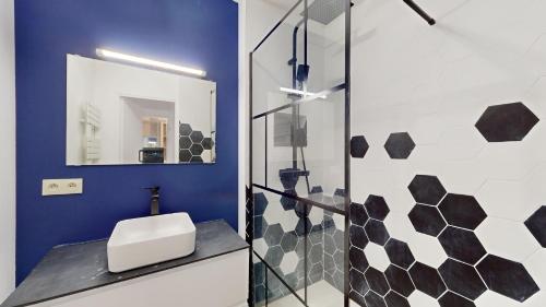 Photo de la galerie de l'établissement 1 chambre sur 3 disponibles dans appartement, à Rouen