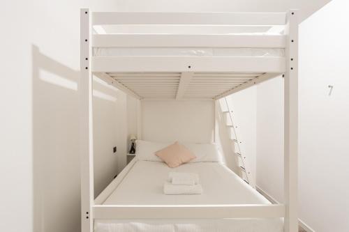 Sant Ambroeus Garden Apartment photo 8
