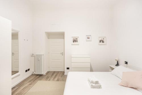 Sant Ambroeus Garden Apartment photo 16