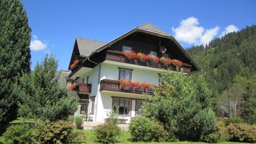 Studio für zwei Personen mit Balkon