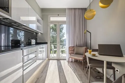 Foto King David Suites by Homie 3