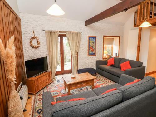3 Home Farm South – Photos 3
