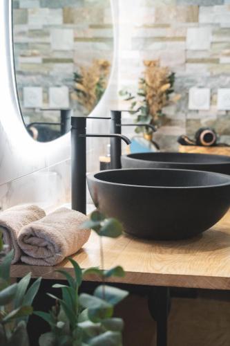 LE FACTORY aux pieds de la gare SNCF Laval