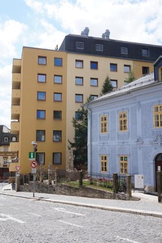 Das Gebäude in dem sich das Hotel befindet