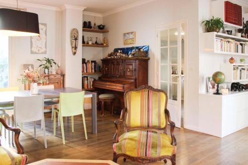 Pretty town house with garden – Photos 3