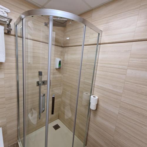 Un baño de Gavilanes 2 TOLEDO