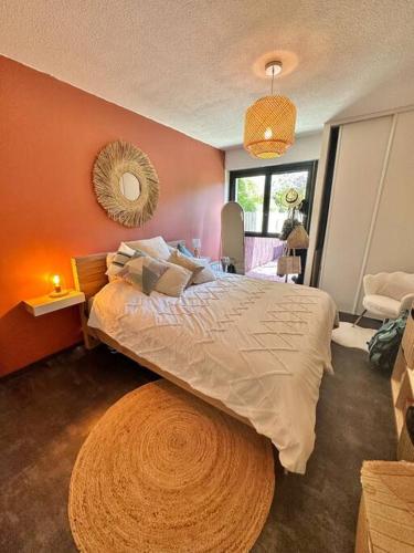 Photo de la galerie de l'établissement Bel appartement Rez-de-jardin, à Aix-en-Provence