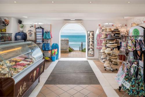 Marriott's Marbella Beach Resort — Beach