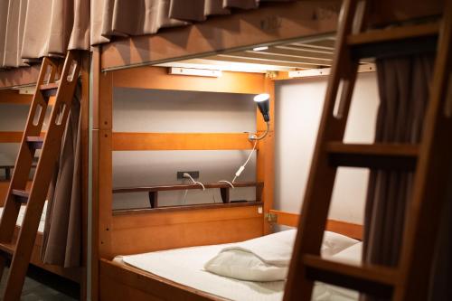 IMANO TOKYO HOSTELにあるベッド