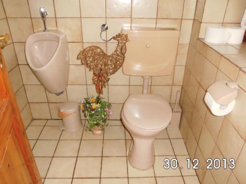Bilik mandi di Gästehaus Auhagen