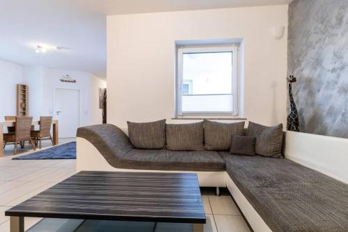 Χώρος καθιστικού στο 200m² Wohnung mit 6 Schlafzimmer