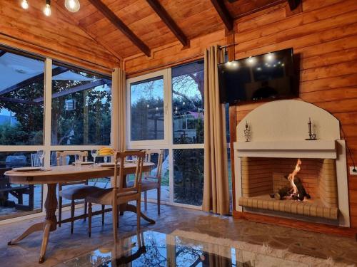 Gallery image of Ξύλινο Chalet Κτήμα Παππά in Levádeia
