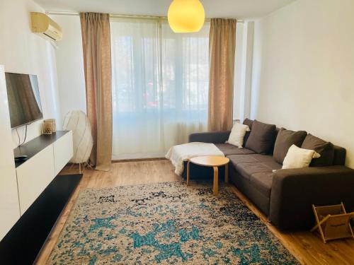 Thias Apartment -parter, langa spitalul Marie Curie